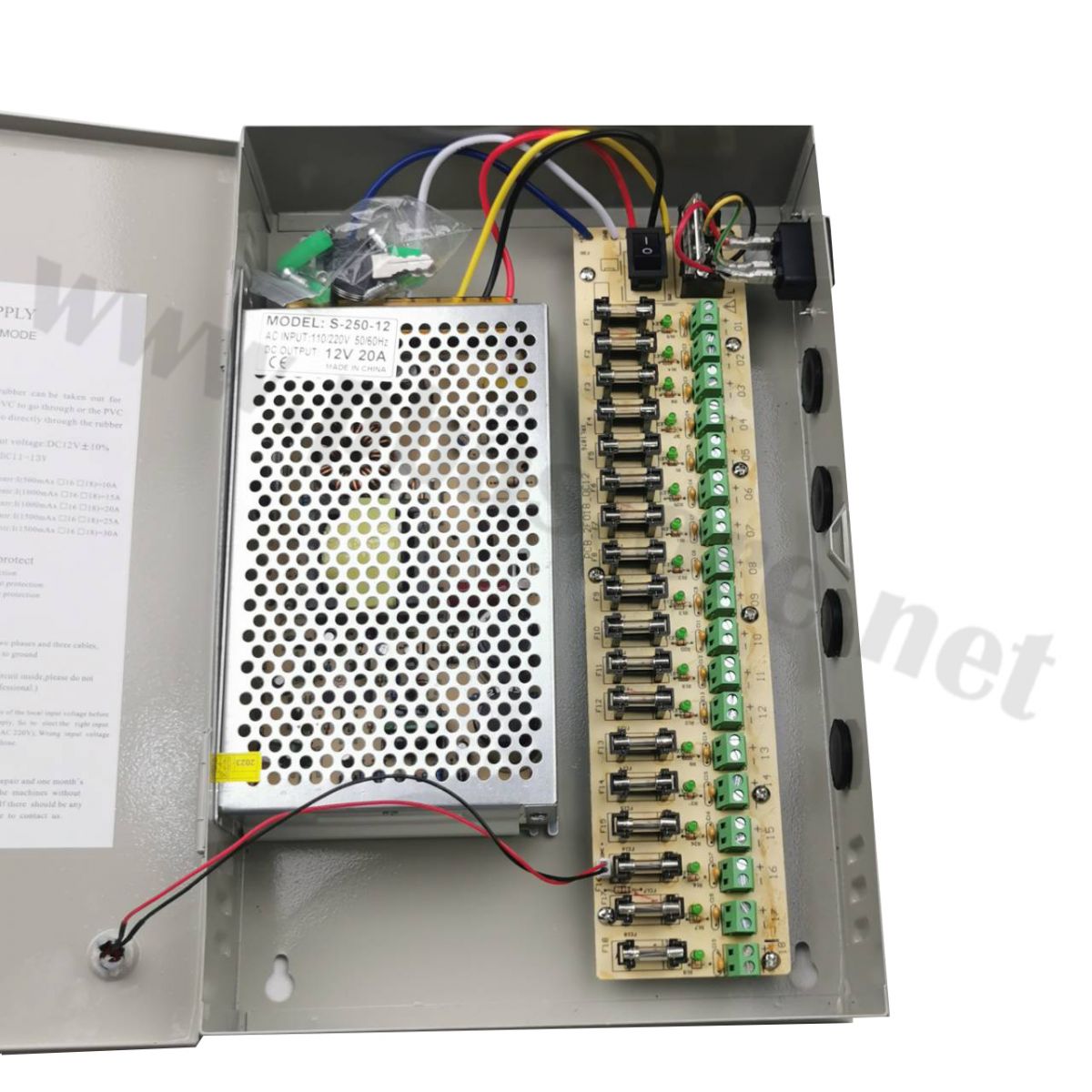 CCTV POWER SUPPLY BOX 18 Slot 12V 20A HYPERLINK รุ่น CZSPS122402018